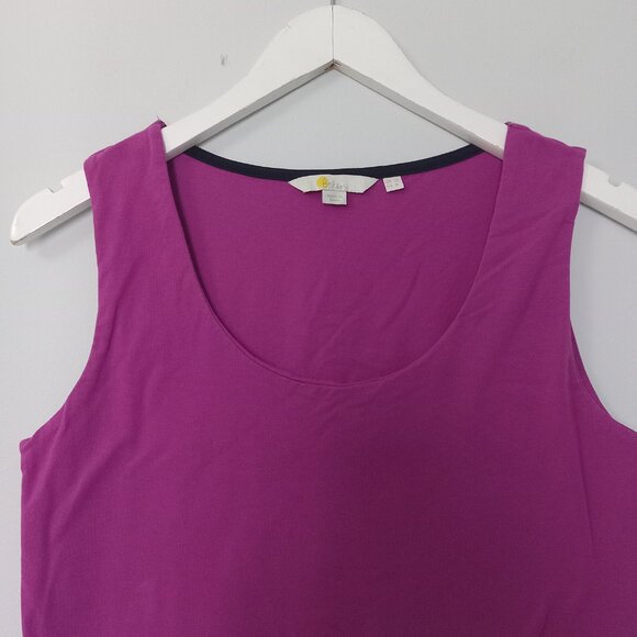 BODEN | Scoop Neck Tank - Picture 4 of 9